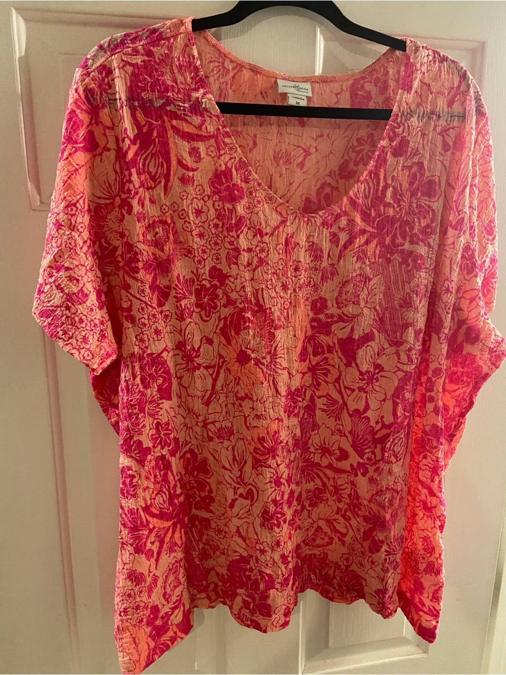 Jaclyn Smith 3X  V-Neck Top Lightweight